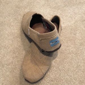 Women’s Burlap Toms